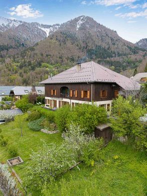 Müstakil ev Taninges, Haute-Savoie