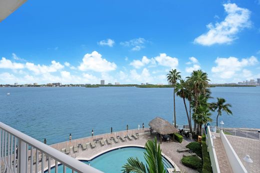 Appartement à Bay Harbor Islands, Comté de Miami-Dade