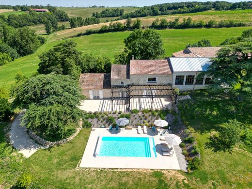 Casa de campo en Villefranche-de-Lauragais, Alto Garona