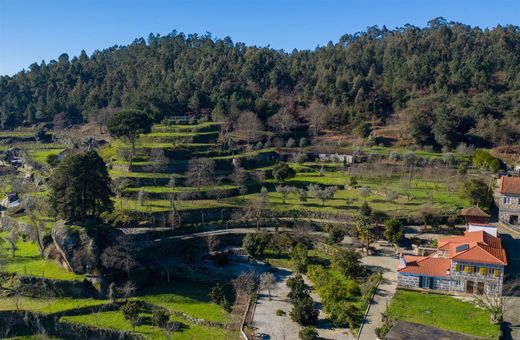 منزل ريفي ﻓﻲ Castelo de Paiva, Distrito de Aveiro