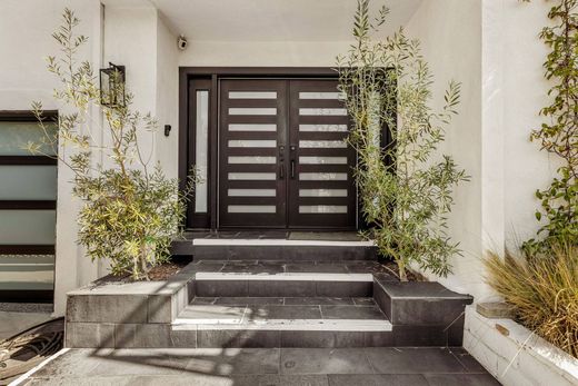 Detached House in Los Angeles, Los Angeles County