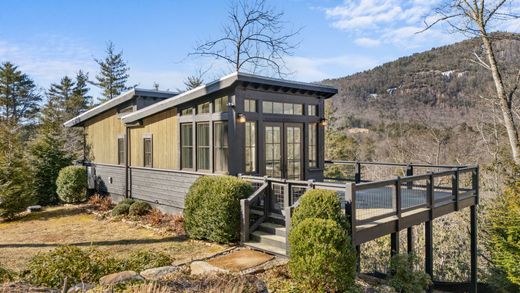 Detached House in Highlands, Macon County