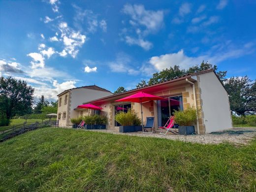 Vrijstaand huis in Thenon, Dordogne