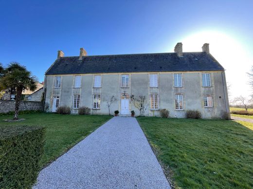 Detached House in Vierville-sur-Mer, Calvados