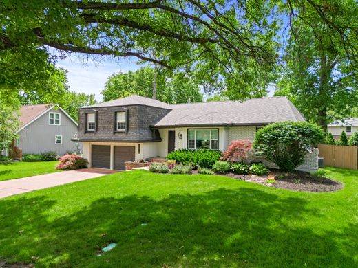 Luxus-Haus in Overland Park, Johnson County