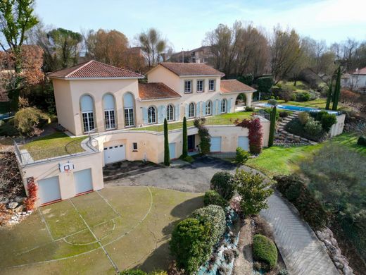 Detached House in Toulouse, Upper Garonne