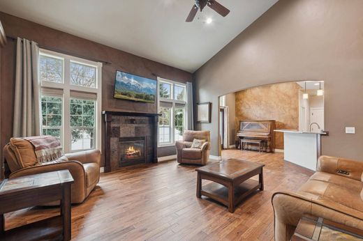 Vrijstaand huis in Kalispell, Flathead County