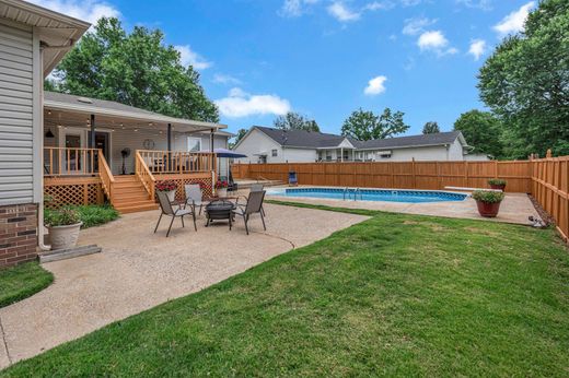 Detached House in Lawrenceburg, Lawrence County