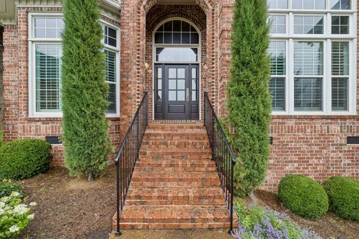 Detached House in Brentwood, Williamson County