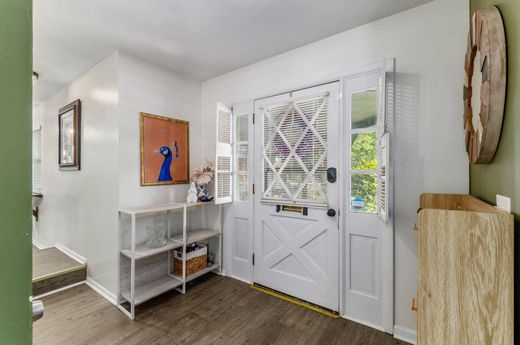 Apartment in Columbus, Franklin County