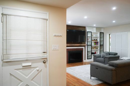 ‏בית חד-משפחתי ב  Gardena, Los Angeles County