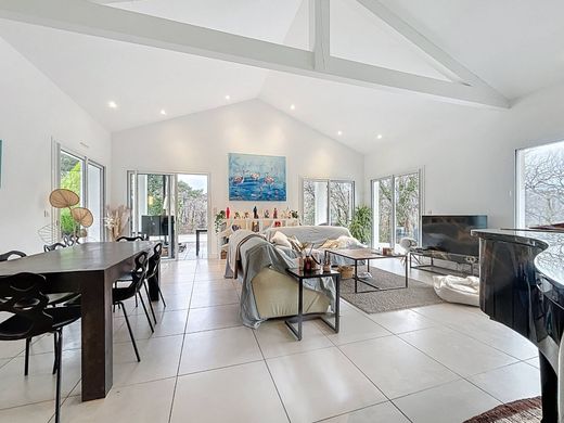 Vrijstaand huis in Arcangues, Pyrénées-Atlantiques