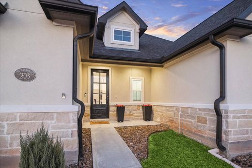 Detached House in Montgomery, Montgomery County