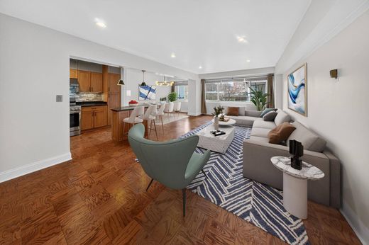 Apartment in Washington, Washington County