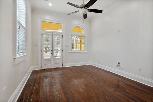 Duplex in New Orleans, Orleans Parish