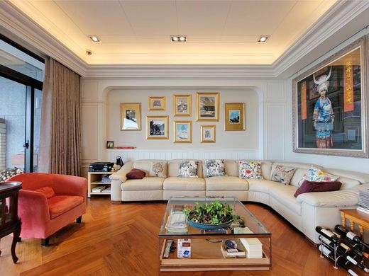 Detached House in Taipei, Taipei City