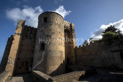 Château · Castle in Praia a Mare