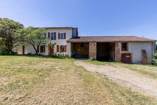 Detached House in Lavalette, Upper Garonne