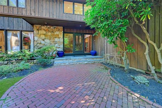 Einfamilienhaus in Port Jefferson, Suffolk County