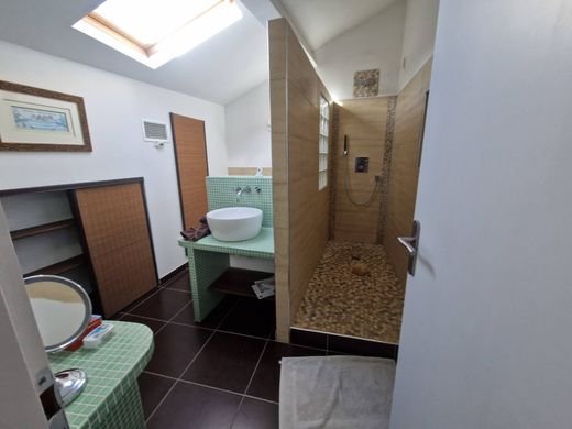 Maison de luxe à Narbonne, Aude