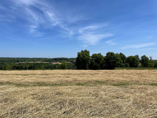 Land in Doylestown, Bucks County