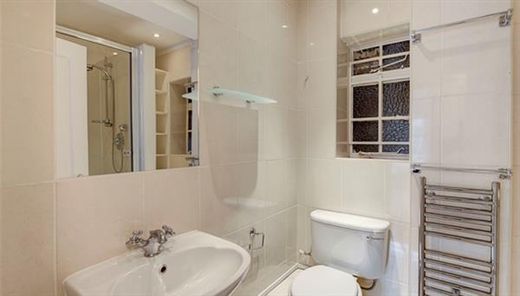 Apartment in London, Greater London