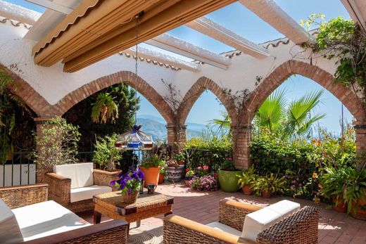 Luxury home in Almuñécar, Granada