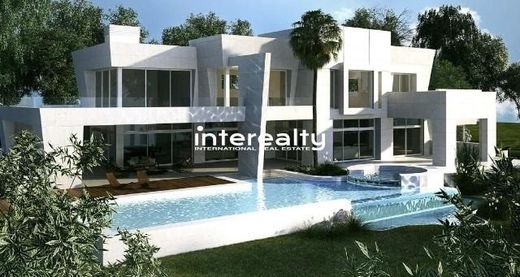 Luxury home in San Roque, Cadiz