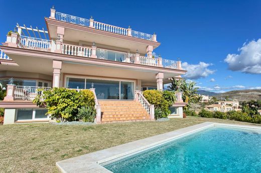 Villa in Benahavís, Malaga