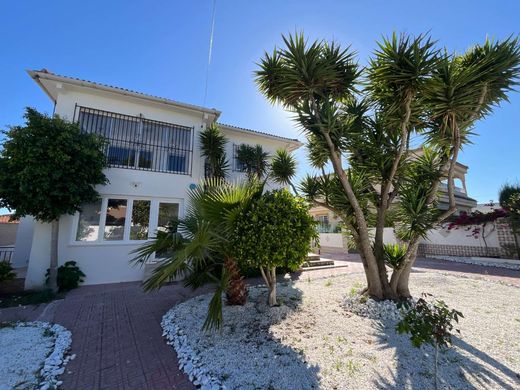 Villa en Pilar de la Horadada, Provincia de Alicante