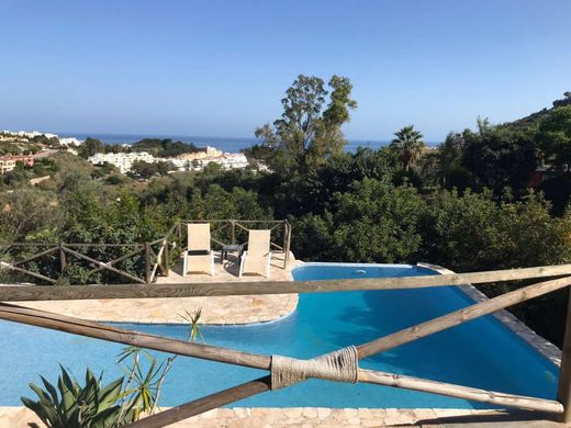 Villa in Benalmádena, Malaga