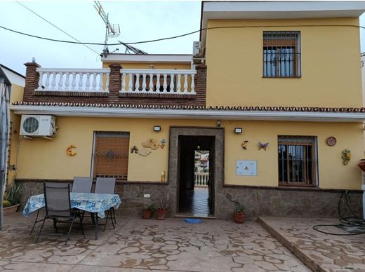 Villa in Olías, Malaga