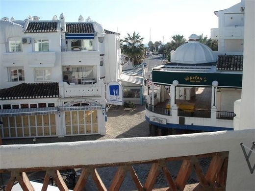 Piso / Apartamento en Benalmádena, Málaga
