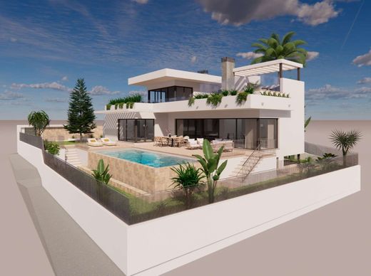 Land in Benalmádena, Malaga