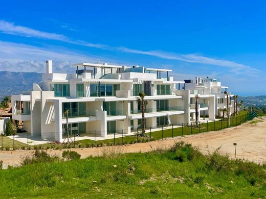 Apartment / Etagenwohnung in Ojén, Málaga