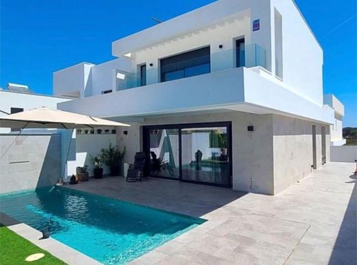 Luxe woning in Alhaurín de la Torre, Provincia de Málaga