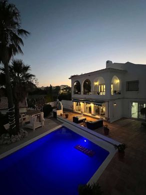 Luxe woning in Benalmádena, Provincia de Málaga