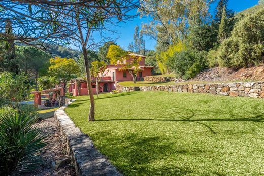 Villa in Benahavís, Malaga