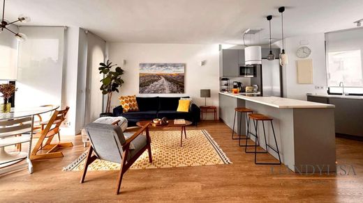 Apartment / Etagenwohnung in Marbella, Málaga