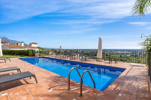 Apartment in Benahavís, Malaga