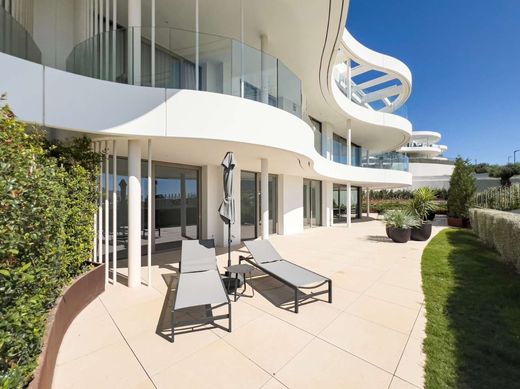 Apartment in Benahavís, Malaga