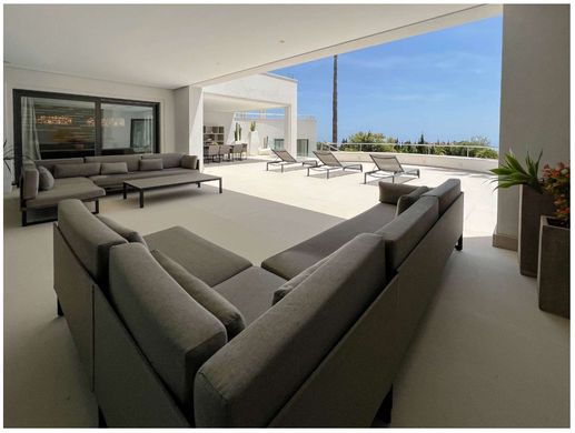 Villa in Benahavís, Malaga