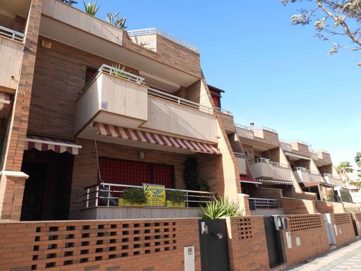 Dúplex en Roquetas de Mar, Almería