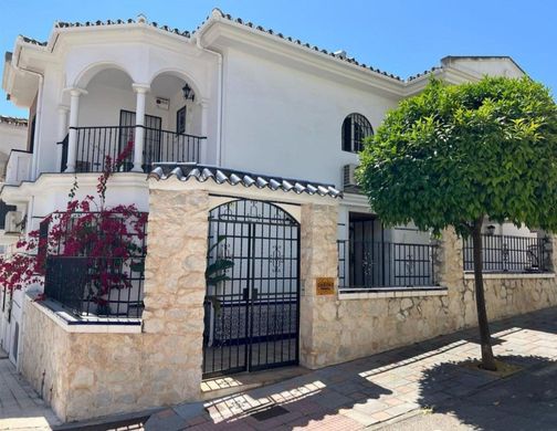 Luxury home in Fuengirola, Malaga