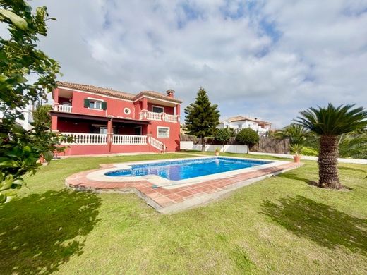 Villa in Alcaidesa, Cadiz