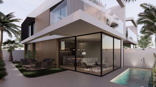 Luxury home in Pilar de la Horadada, Alicante