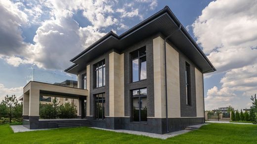 Villa in Istra, Moskovskaya