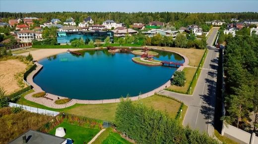 Pozdnyakovo, Moscow Oblastの土地