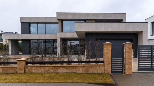 Villa in Istra, Moscow Oblast