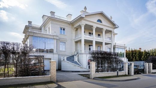 Villa in Istra, Moscow Oblast